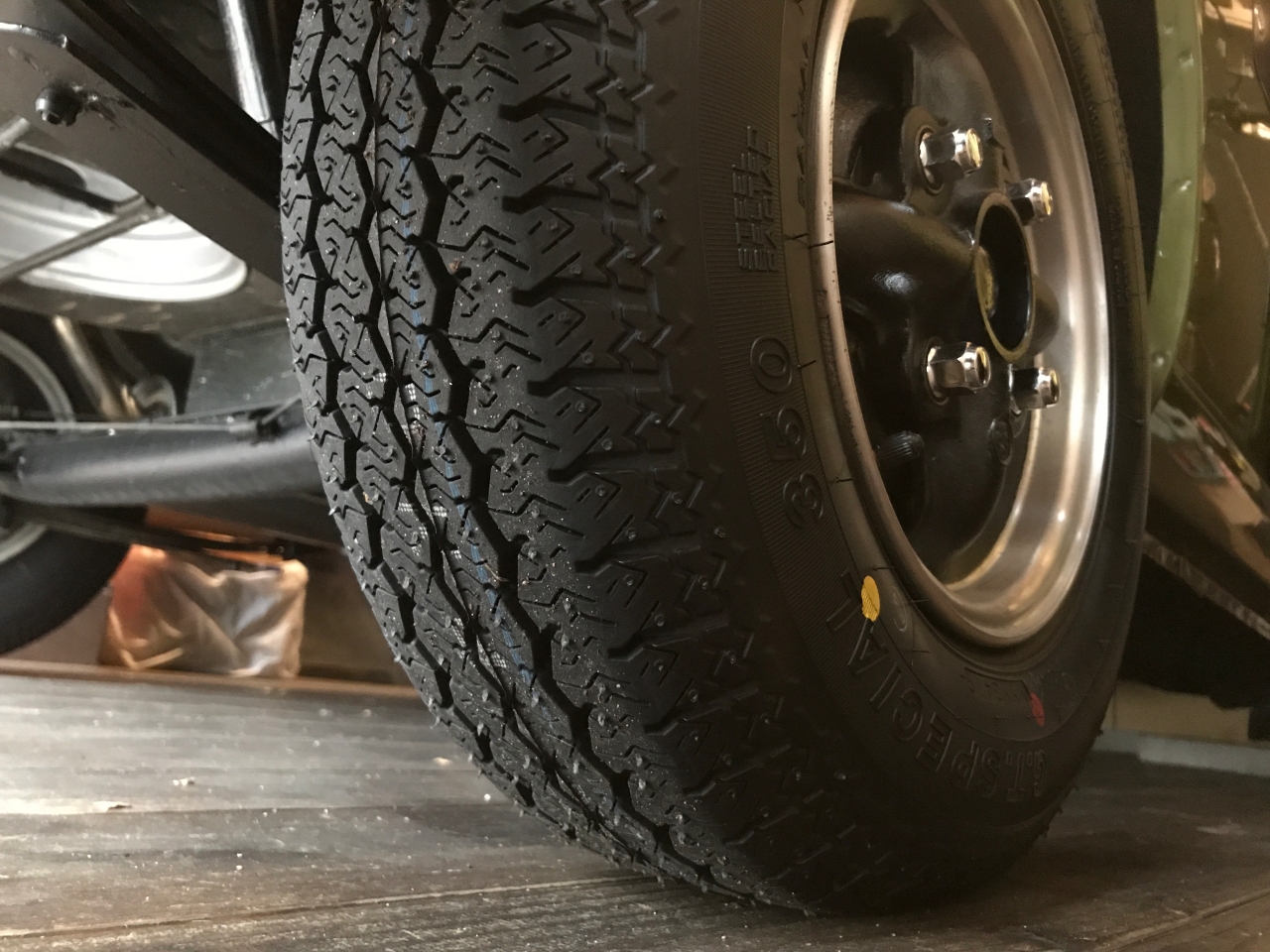 GT SPECIAL Y350 145/80R10 69S タイヤ交換