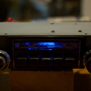 カーラジオの中身入れ替え